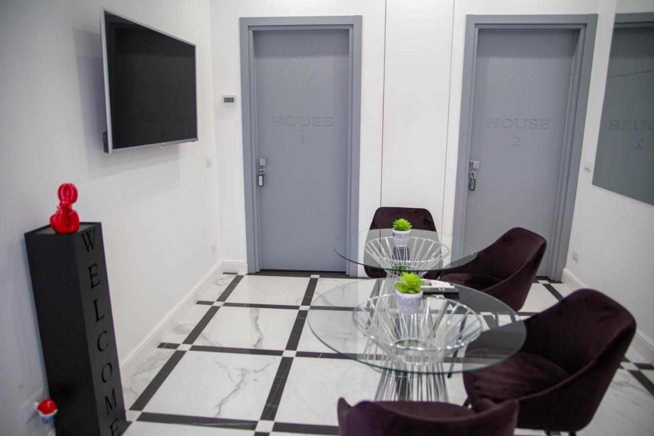 Flyhouse Fiumicino Bed & Breakfast Exterior photo